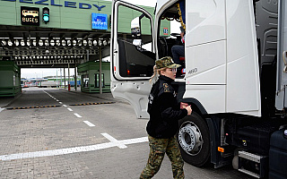 Rosjanin zatrzymany przez funkcjonariuszy Straży Granicznej. 43-latek był poszukiwany listem gończym